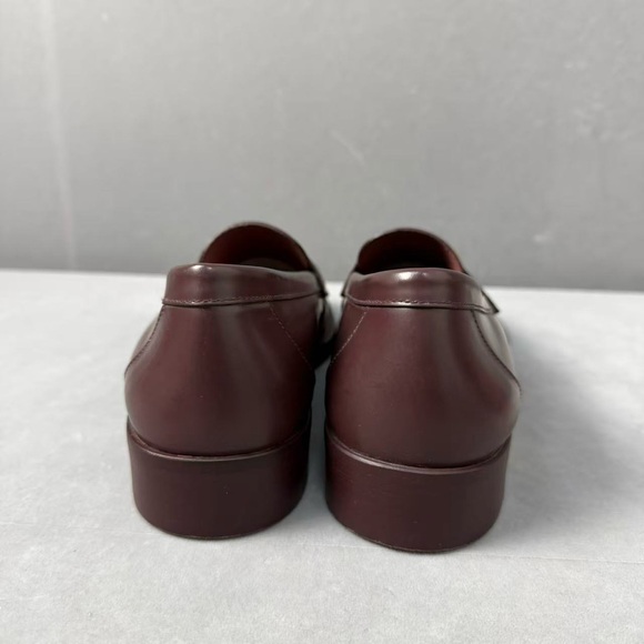 Authentic Chanel Burgundy Loafers with Gold Accent - Picture 4 of 6